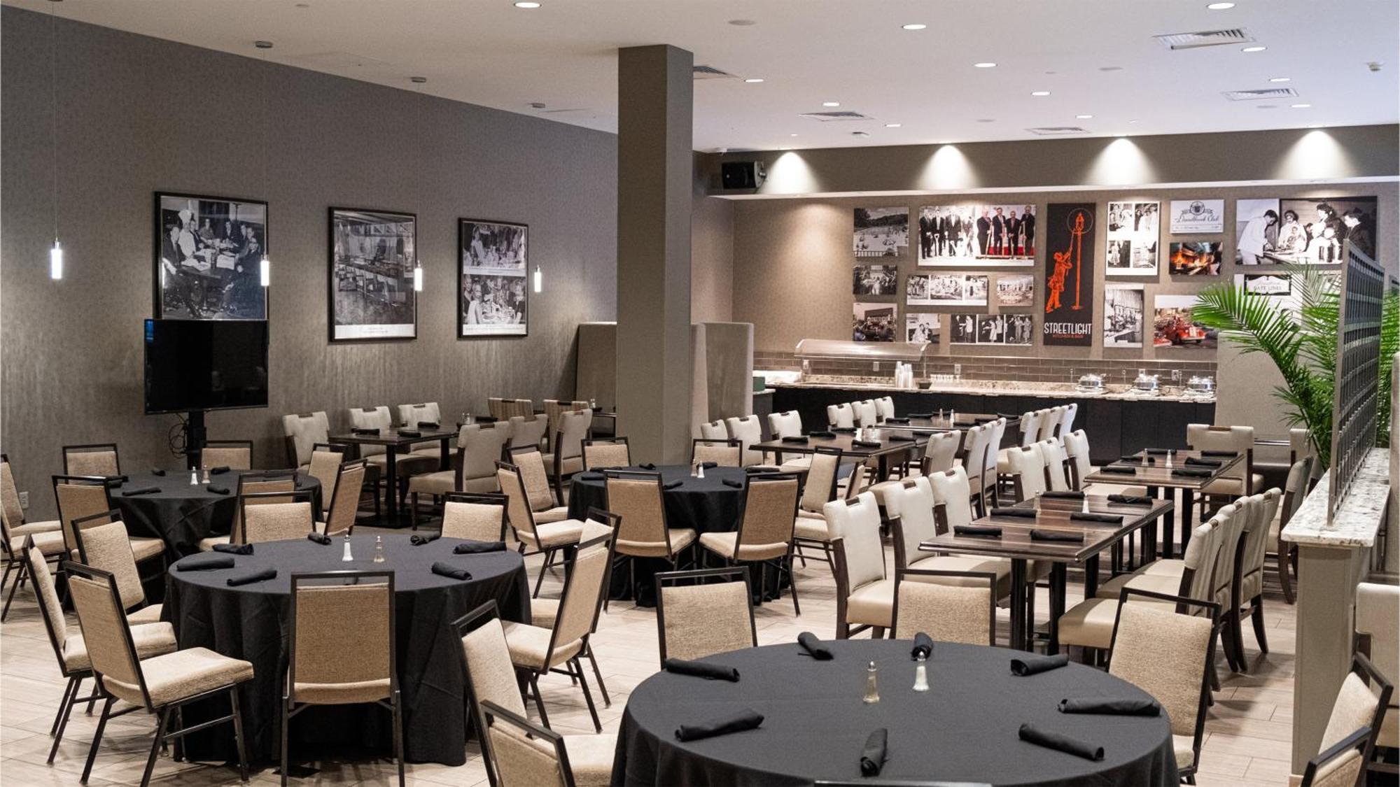Holiday Inn & Suites Philadelphia W - Drexel Hill By Ihg מראה חיצוני תמונה