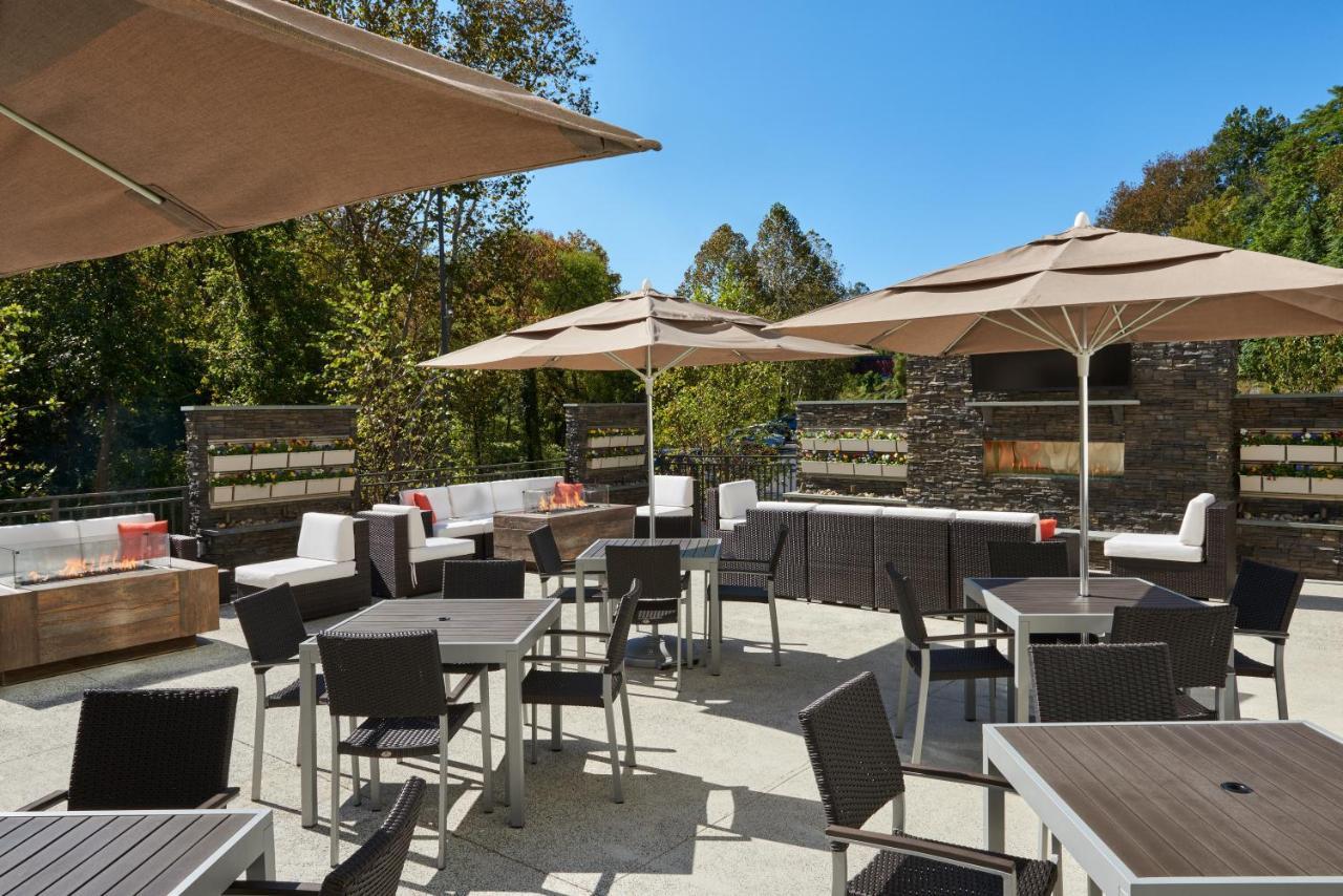 Holiday Inn & Suites Philadelphia W - Drexel Hill By Ihg מראה חיצוני תמונה